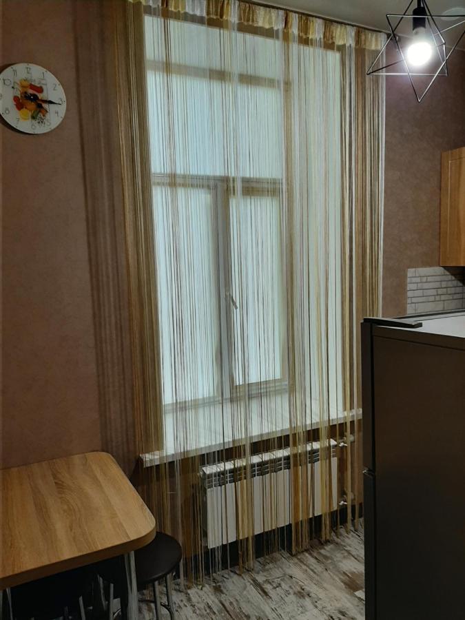 1 Stop From Railway Station Apartment Kiev Bagian luar foto